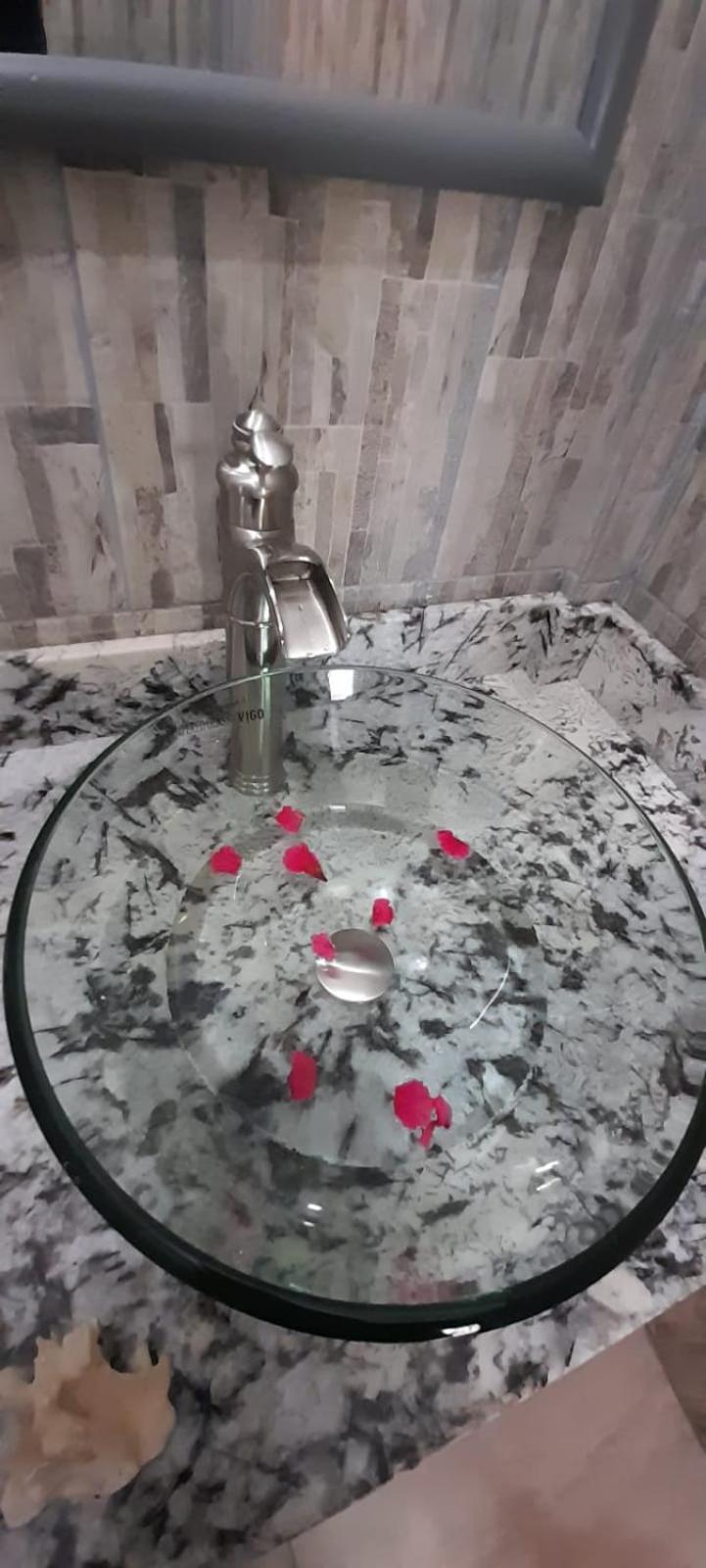 Serenade Hotel Placencia Eksteriør bilde