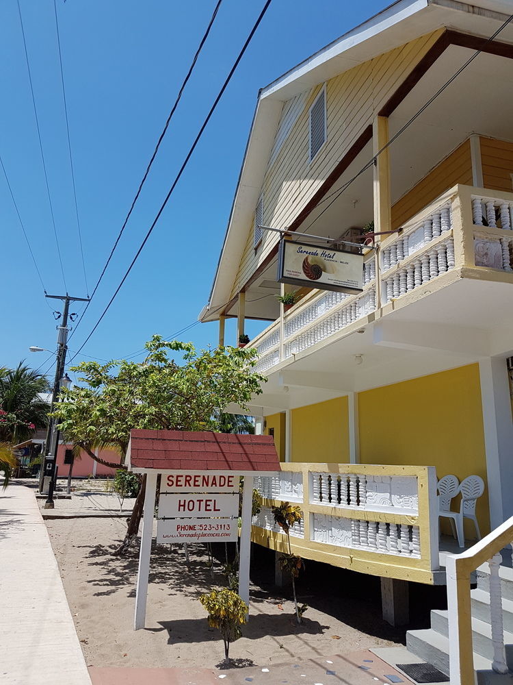 Serenade Hotel Placencia Eksteriør bilde